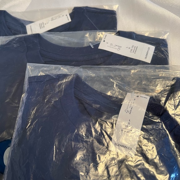 Old Navy youth navy blue brand new with tags and packaging - Picture 5 of 5